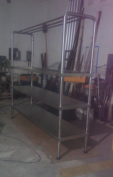 ESTANTERÍA PARA TOCINO Y CHULETA AHUMADA 2