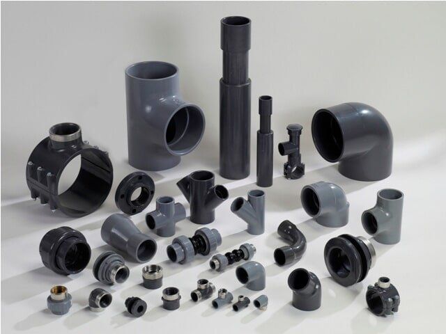 Tubería PVC y Grifería