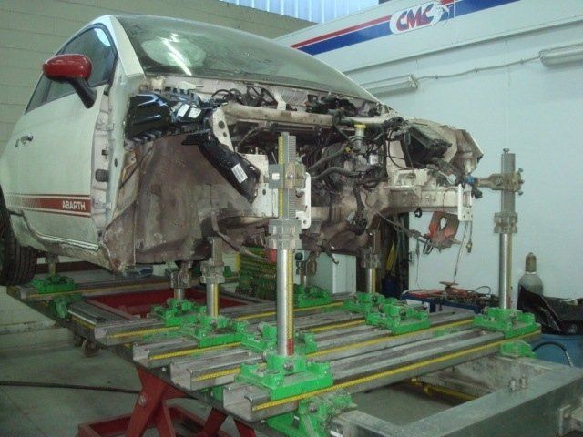 macchina senza carrozzeria