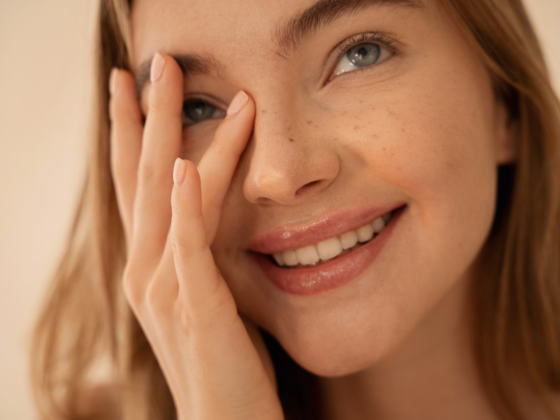 Taches pigmentaires (visage complet)