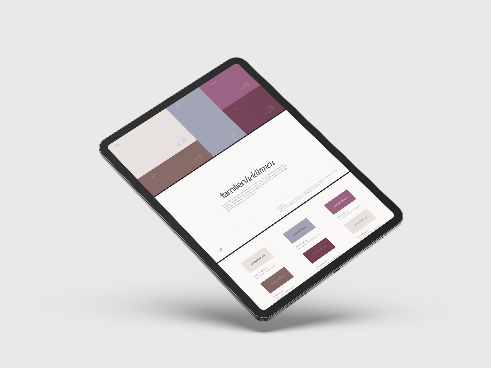 Tablet-Mockup mit Website-Design und Farbmustern in Mauve- und Grautönen.