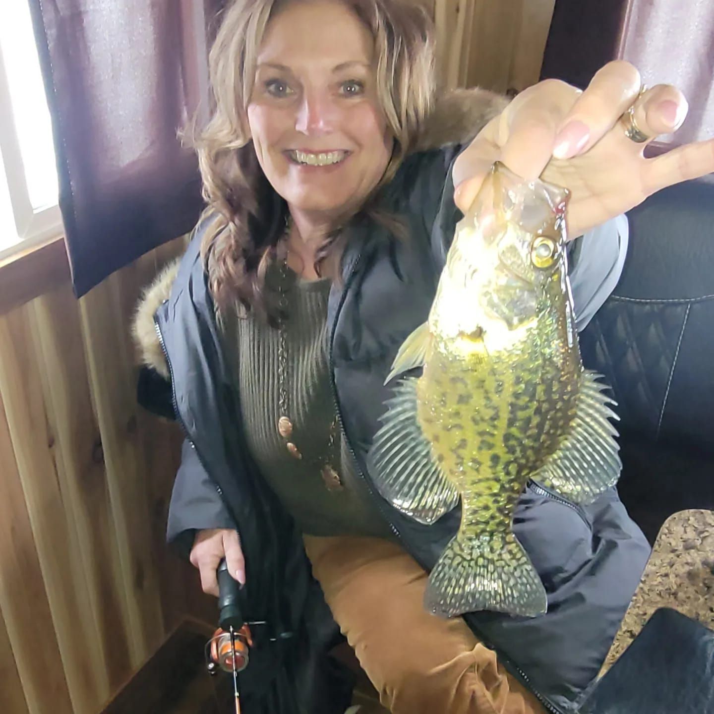 crappie ice house rental Minnesota