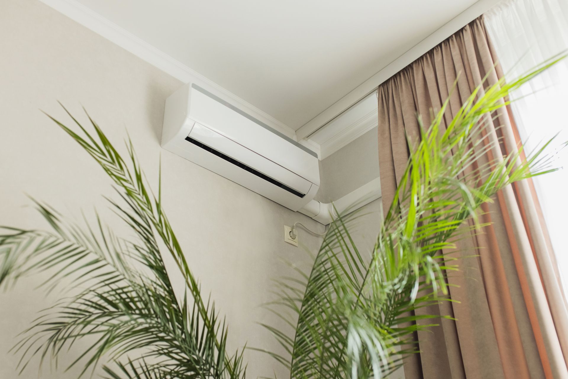 Faulty air conditioner that's failing to lower humidity in Collin County, TX home.