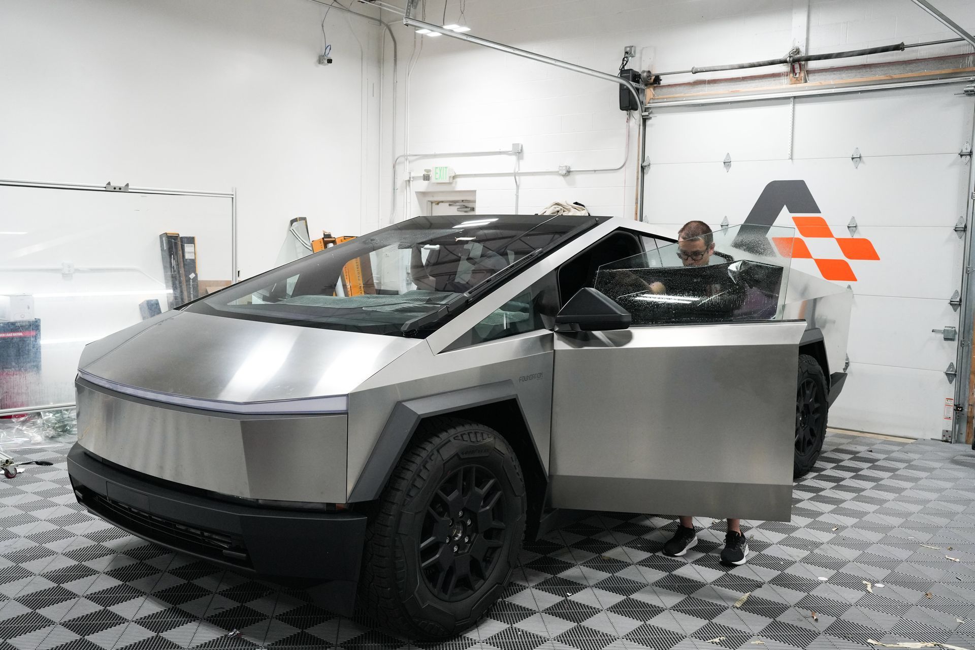 Porsche installation of clear bra