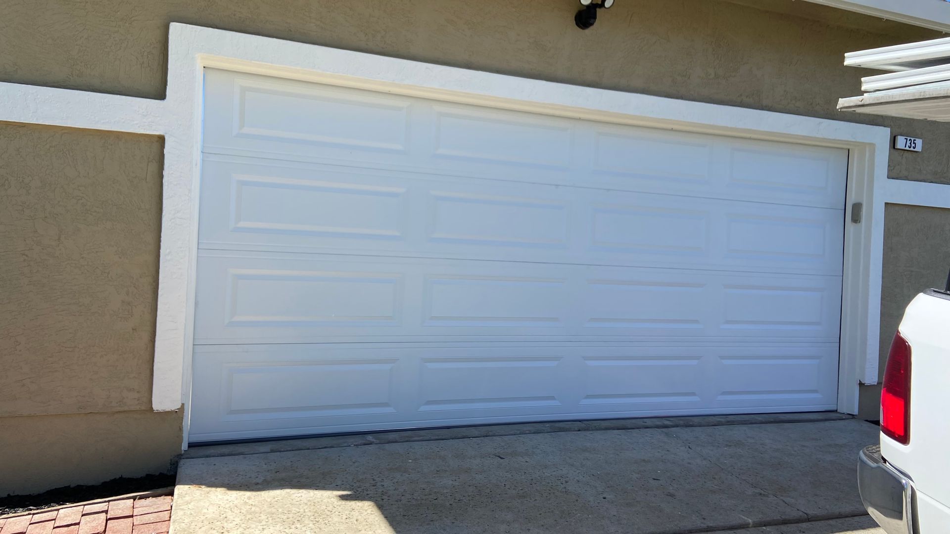 Fixed garage door