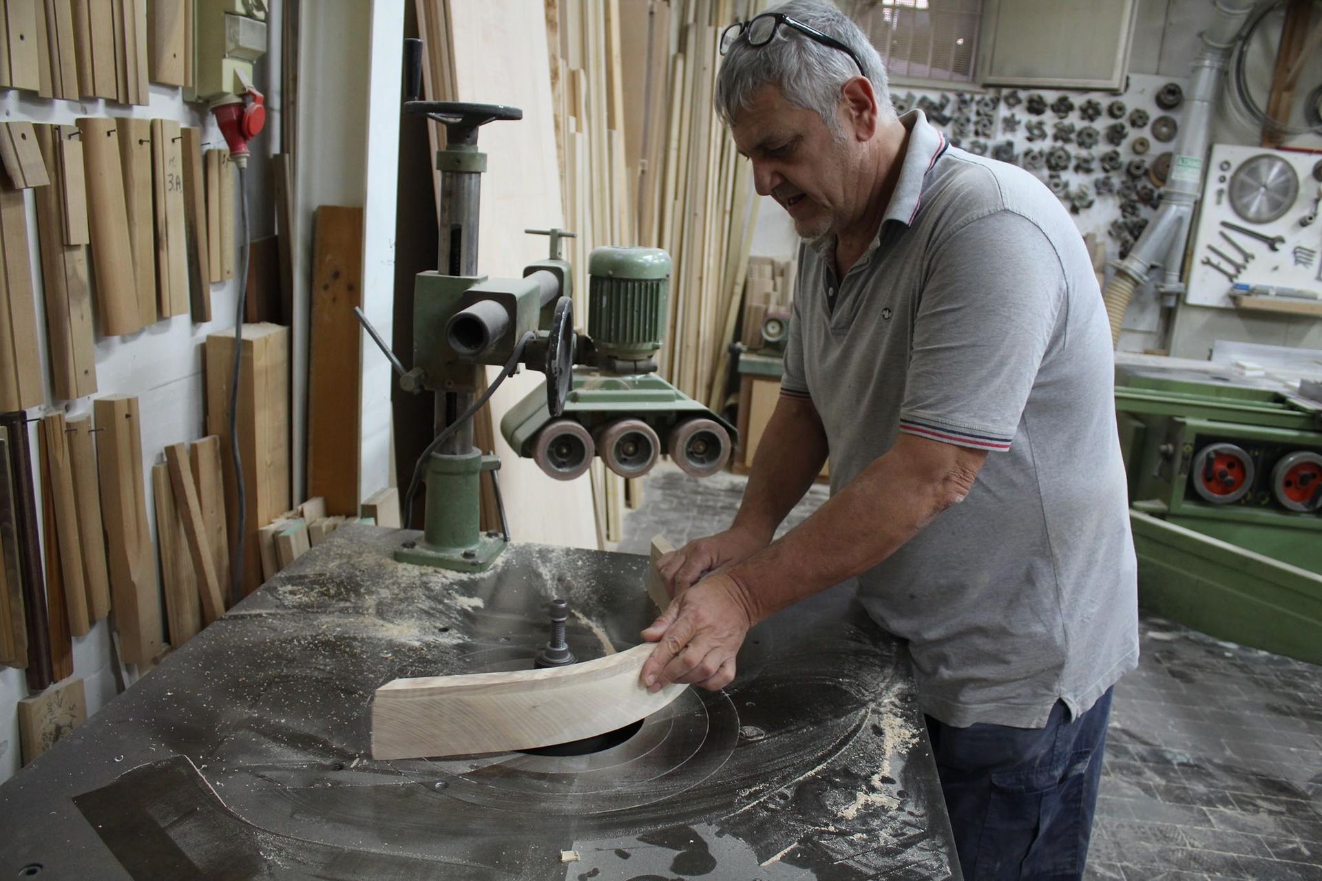 falegnameria, La Casa dell'Artigiano, laccatura, verniciatura, progettazione mobili su misura