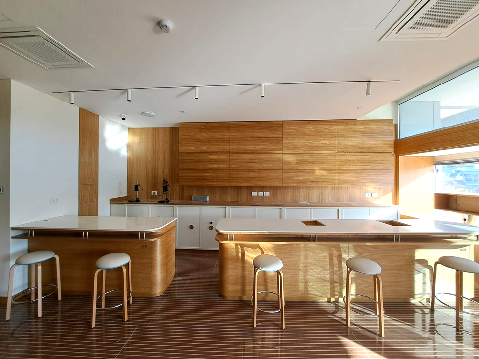 Arredamenti artigianli per negozi