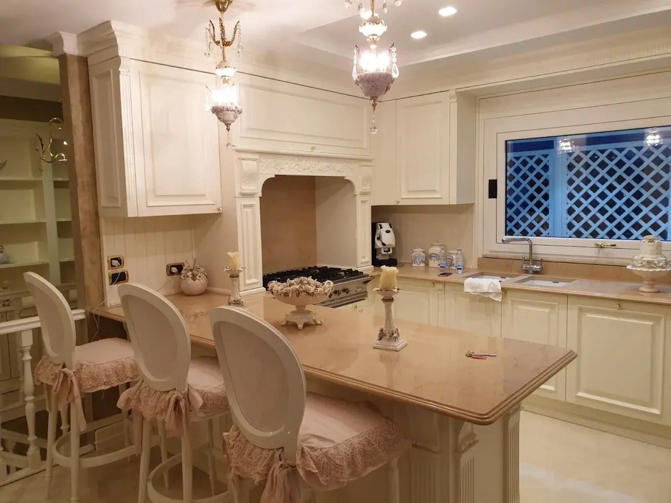 Cucina in legno su misura