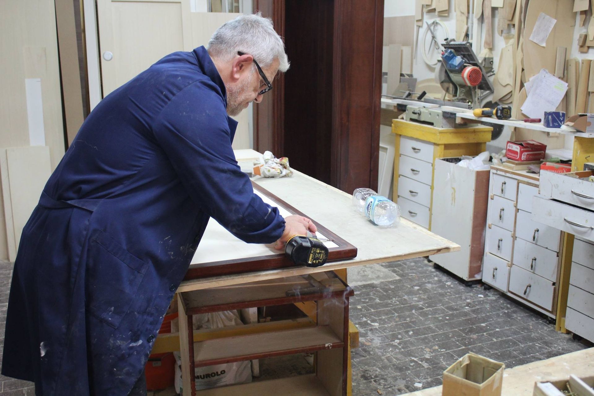 falegnameria, La Casa dell'Artigiano, laccatura, verniciatura, progettazione mobili su misura