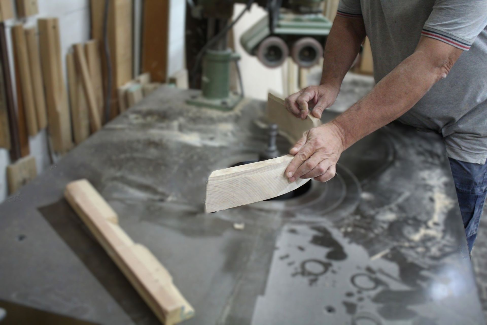 falegnameria, La Casa dell'Artigiano, laccatura, verniciatura, progettazione mobili su misura