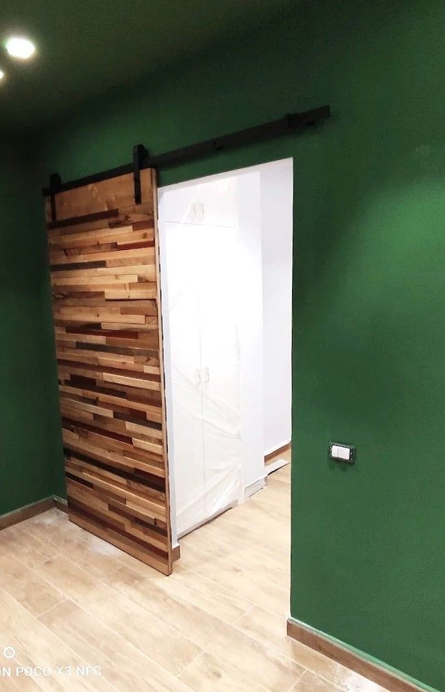 Porta scorrevole in legno