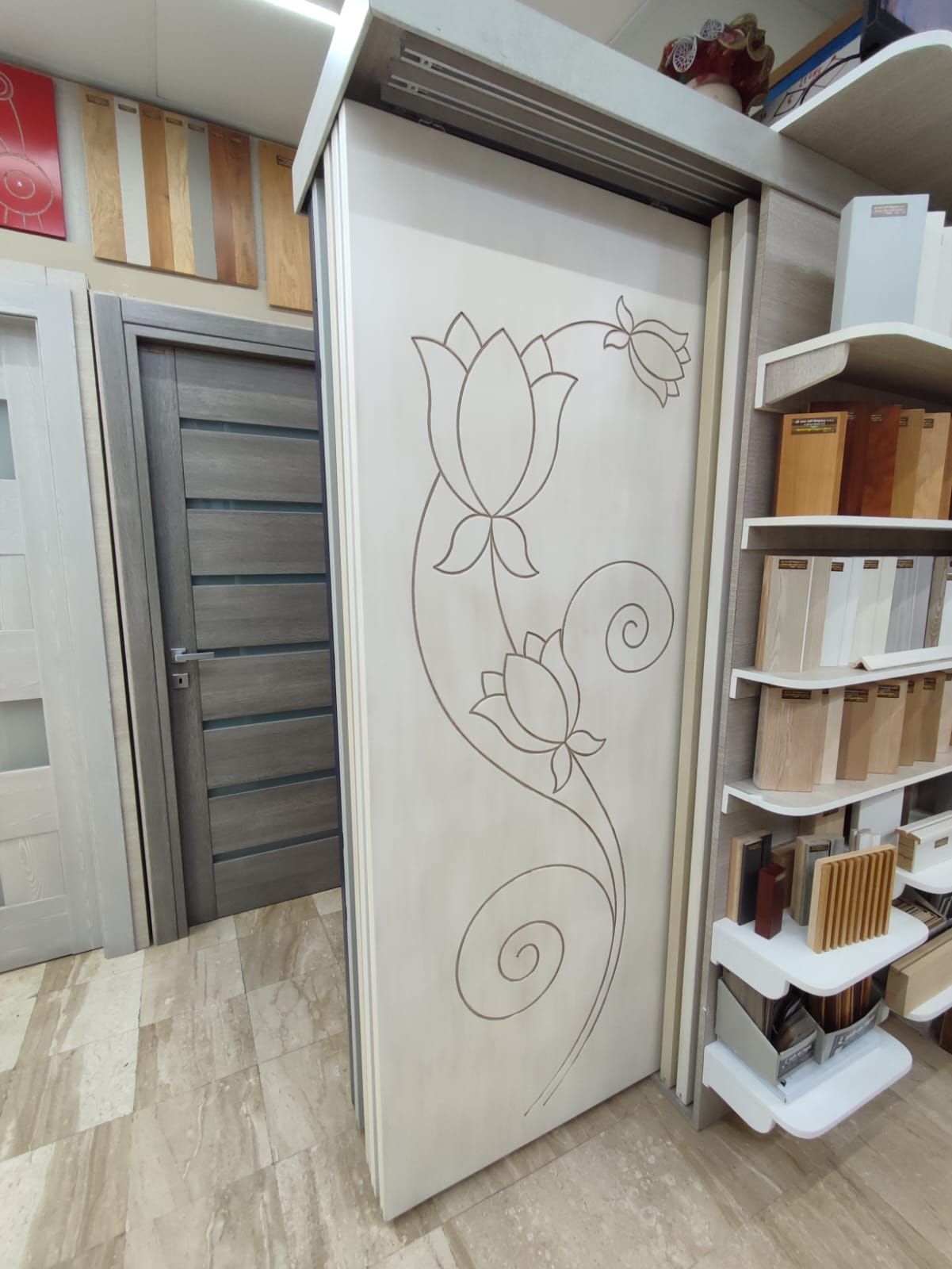 La Casa dell'Artigiano, showroom, cucine e porte in pronta consegna