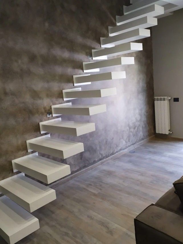 Scala di design per interni