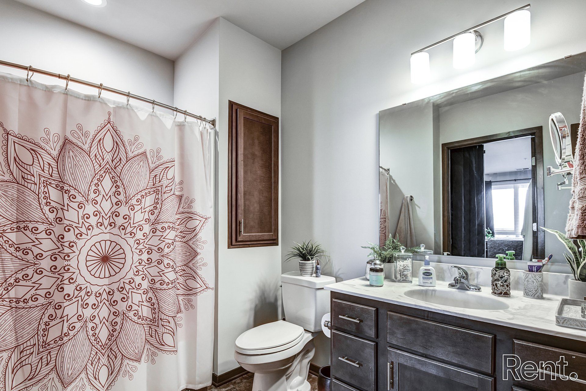 Clearpoint Apartment - bathroom #1