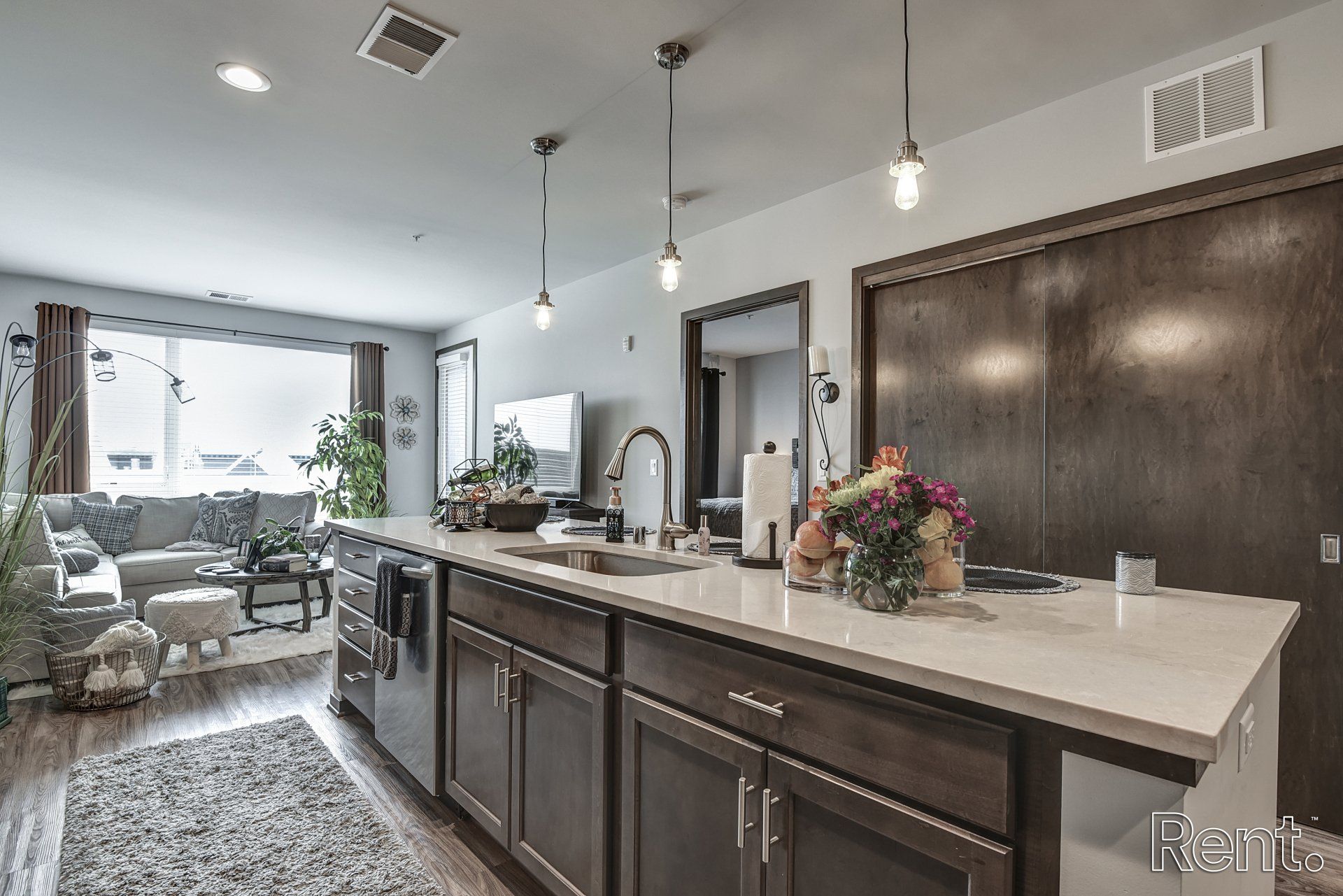 Clearpoint Apartment - kitchen #2