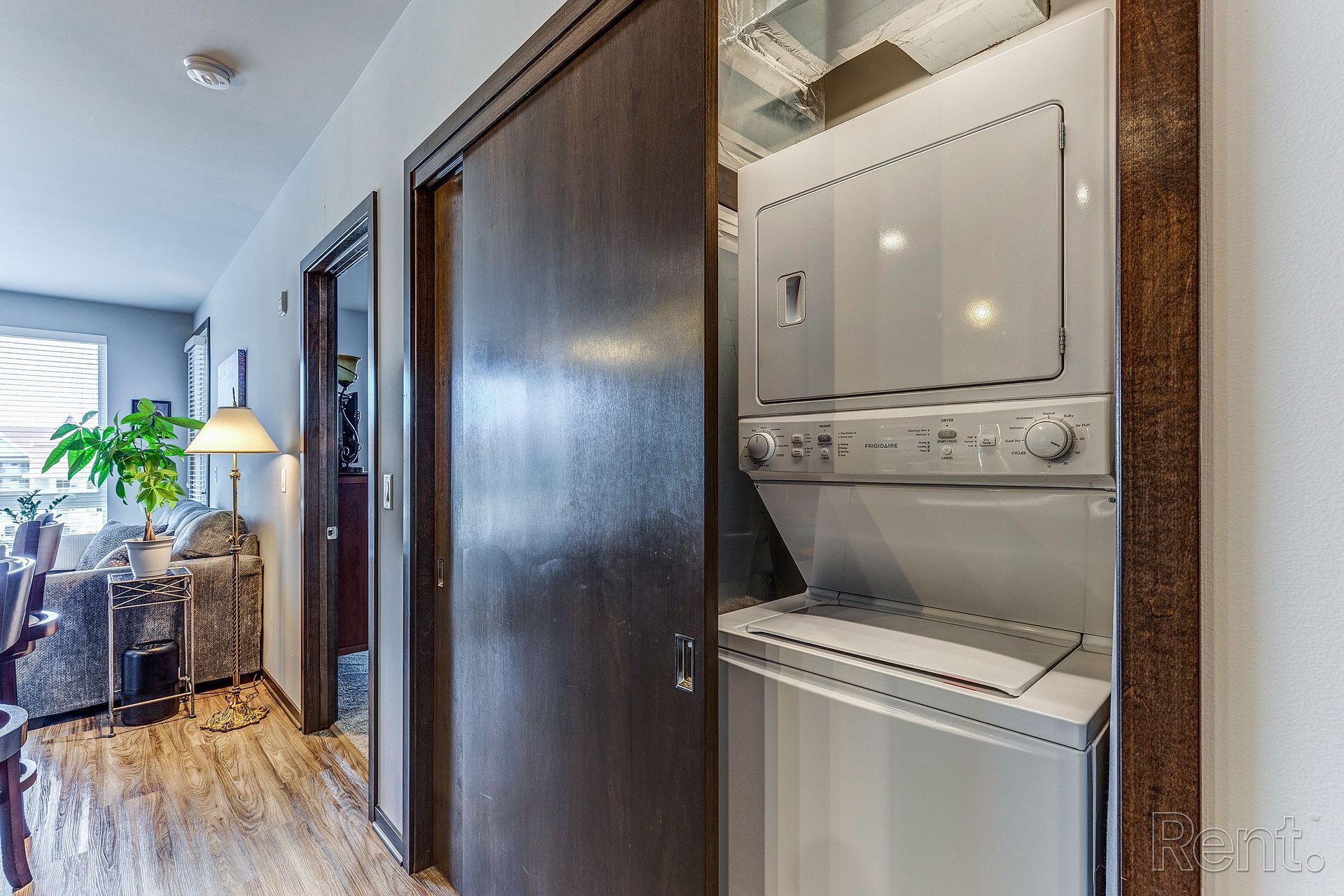 Clearpoint Apartment - kitchen #4