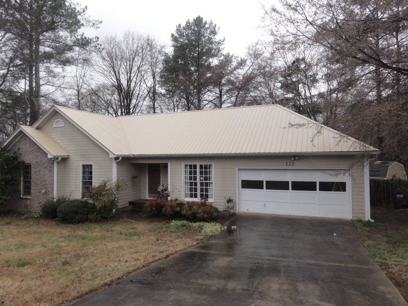 29 gauge Tuff Rib panels in Light Stone