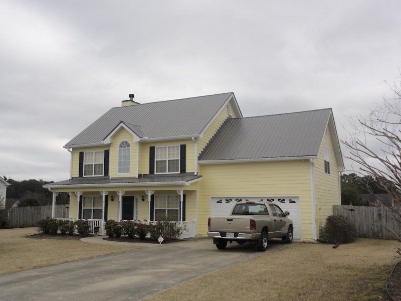 29 gauge Tuff Rib panels in Charcoal