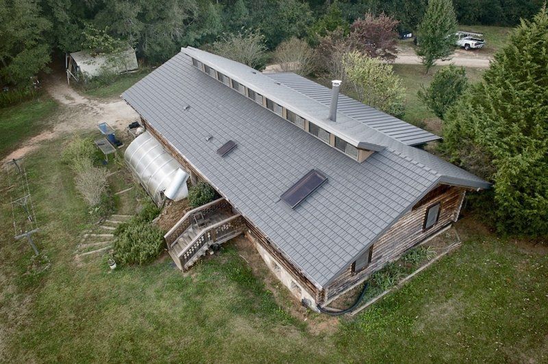Classic Metal Roofing, Rustic Shingle in Charcoal