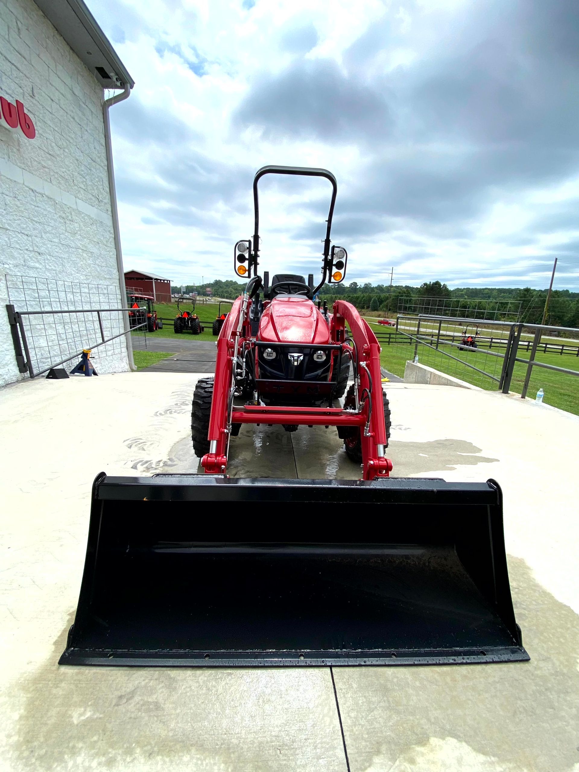 TYM T25H (S/N : ST25NH00736)