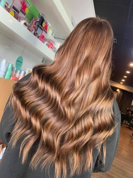 Woman With Long, Wavy Copper-colored Hair, Viewed From The Back — Gina T Hair & Beauty In Mackay, QLD