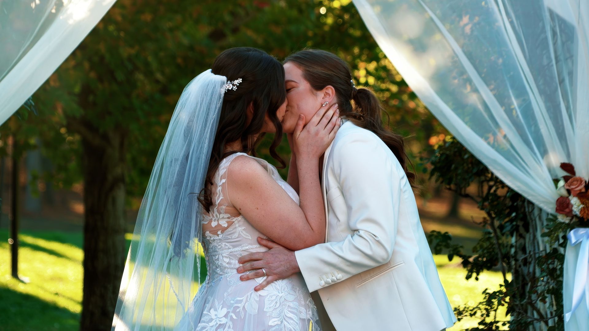 Bride and Bride - First Kiss - Antrim 1844 - Taneytown, MD