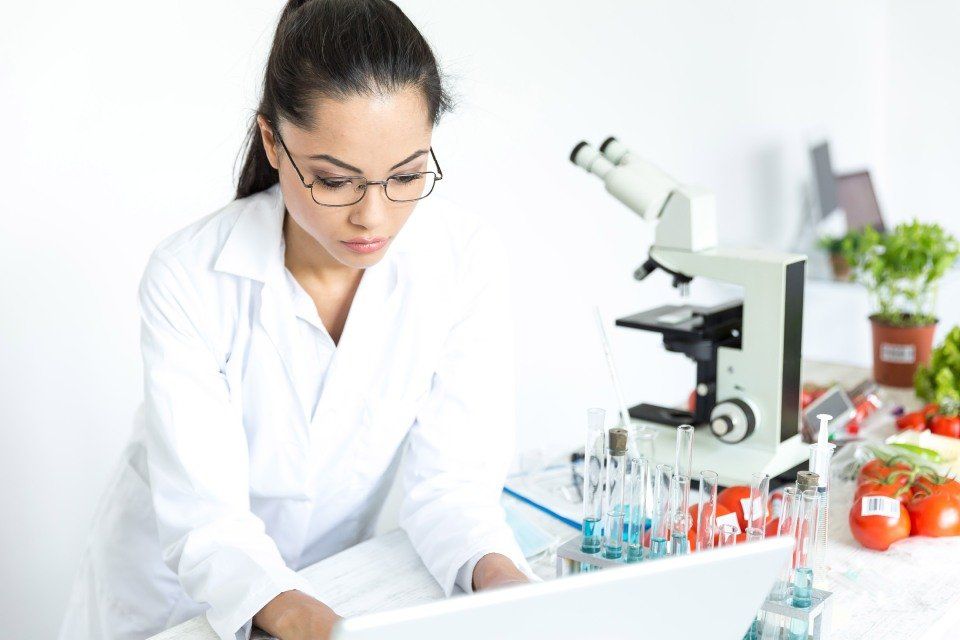 analisi in laboratorio dei parassiti