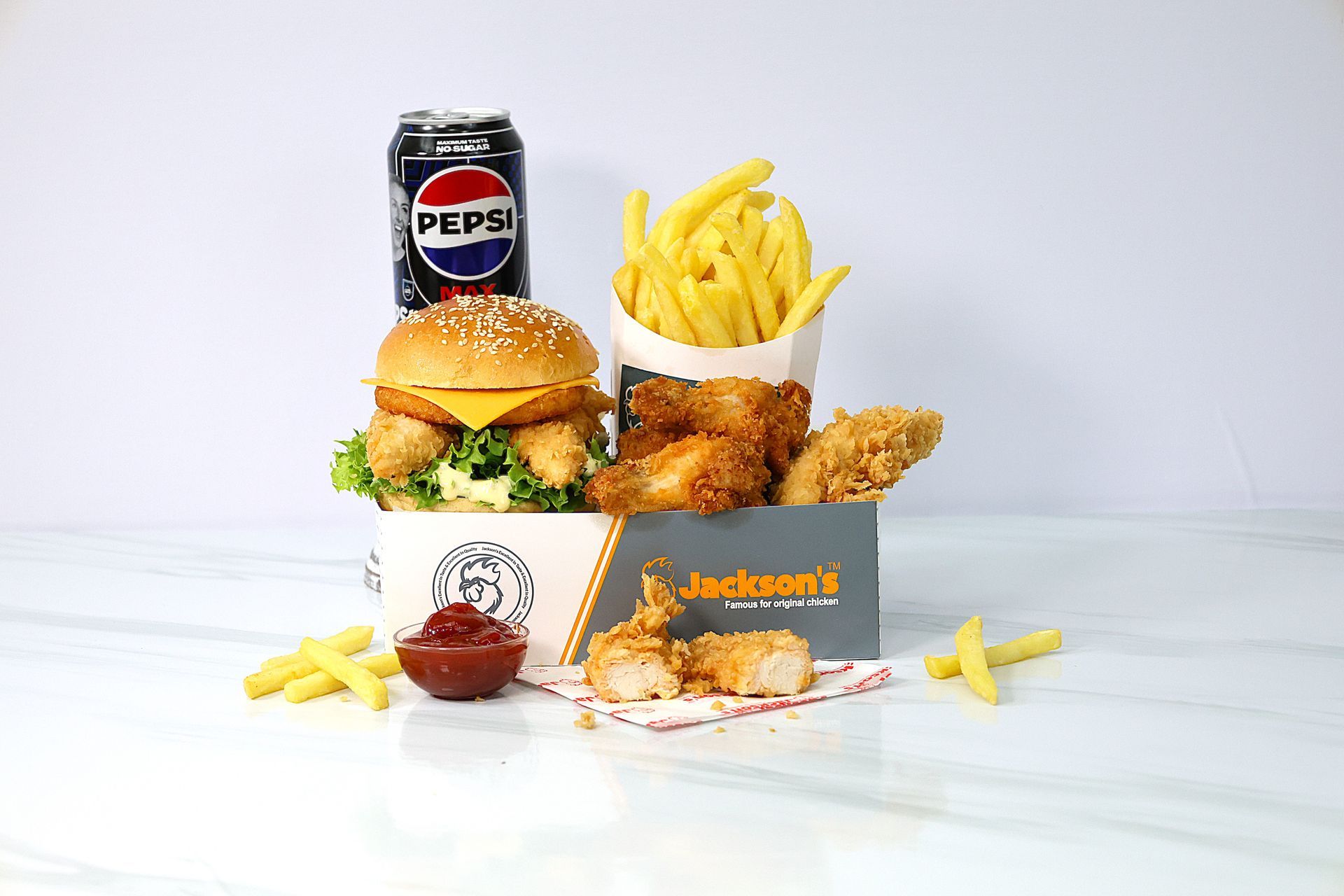 CLUB BOX MEAL