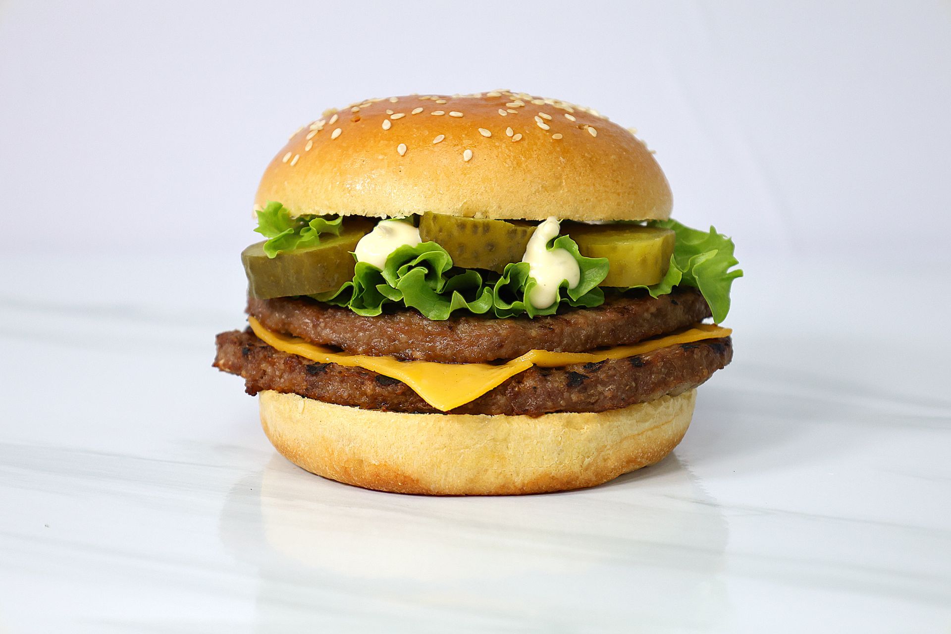 DOUBLE QUARTER POUNDER BURGER
