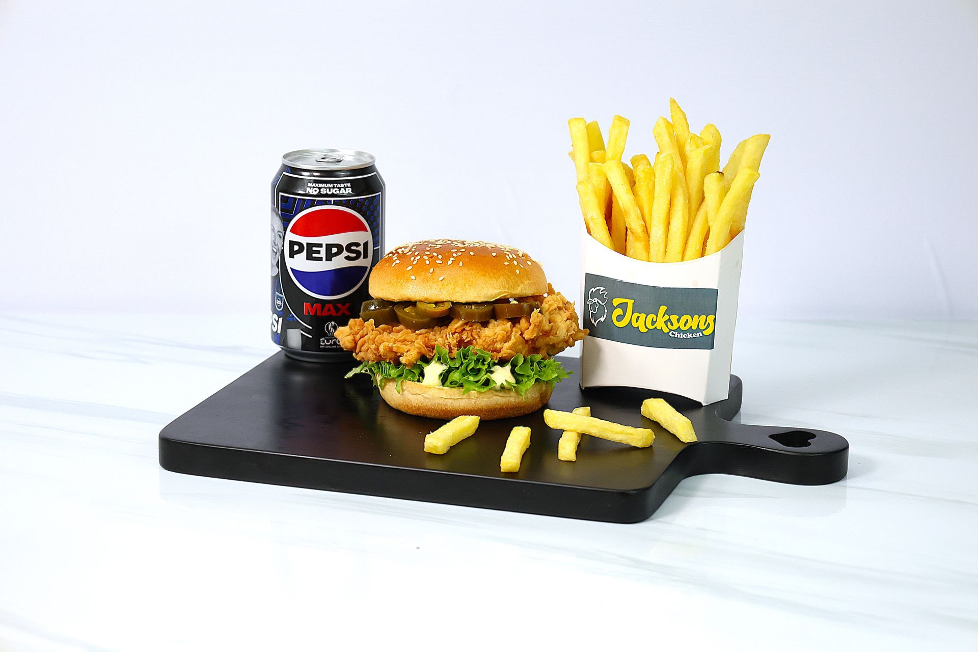MAXO BURGER MEAL
