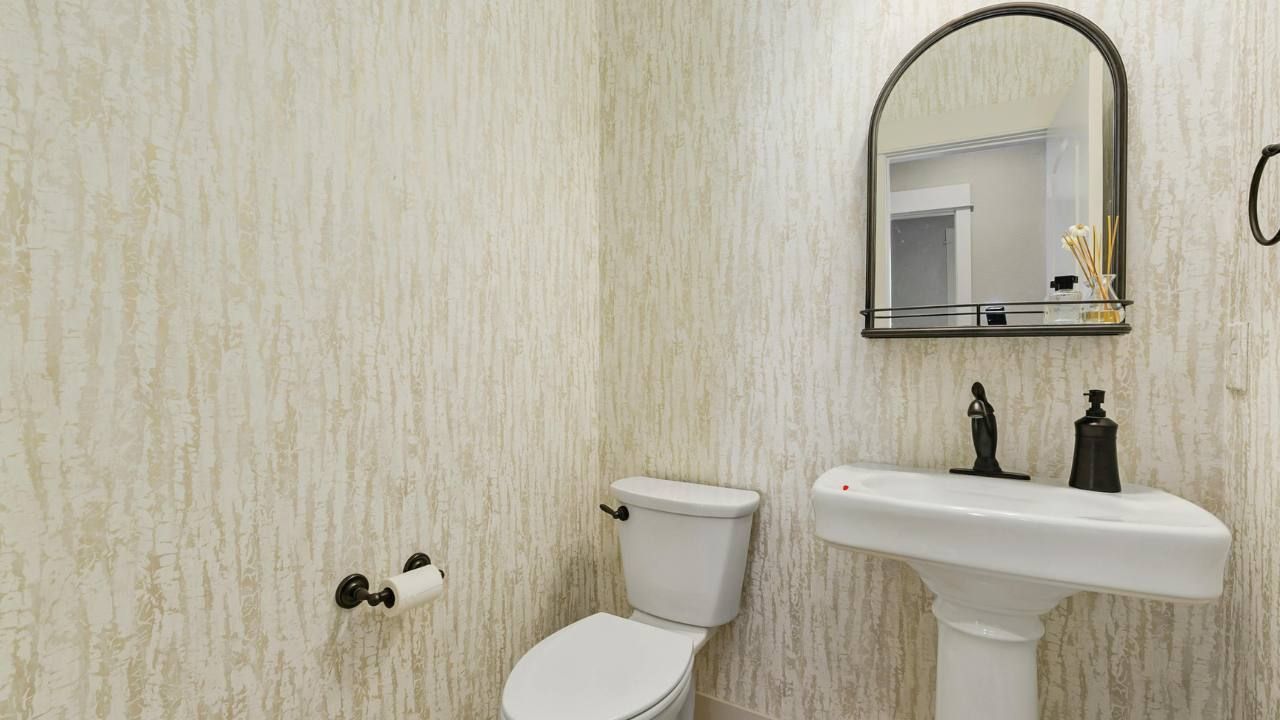 bathroom plumbing