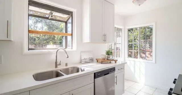 A clean kitchen in a Commerce City home