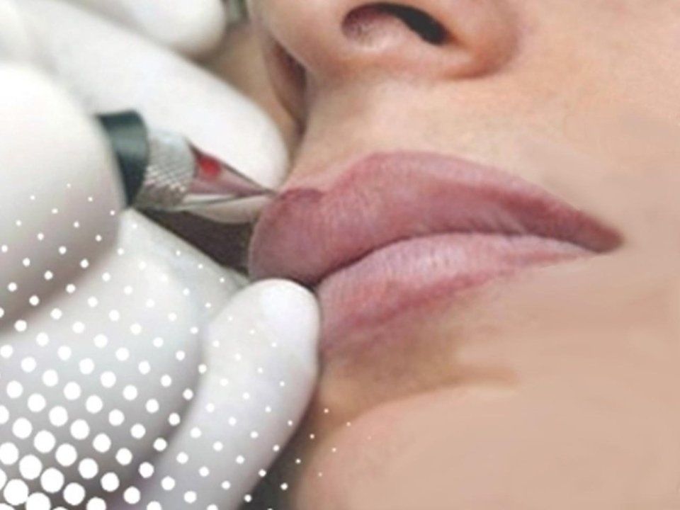 Trucco per viso semipermanente