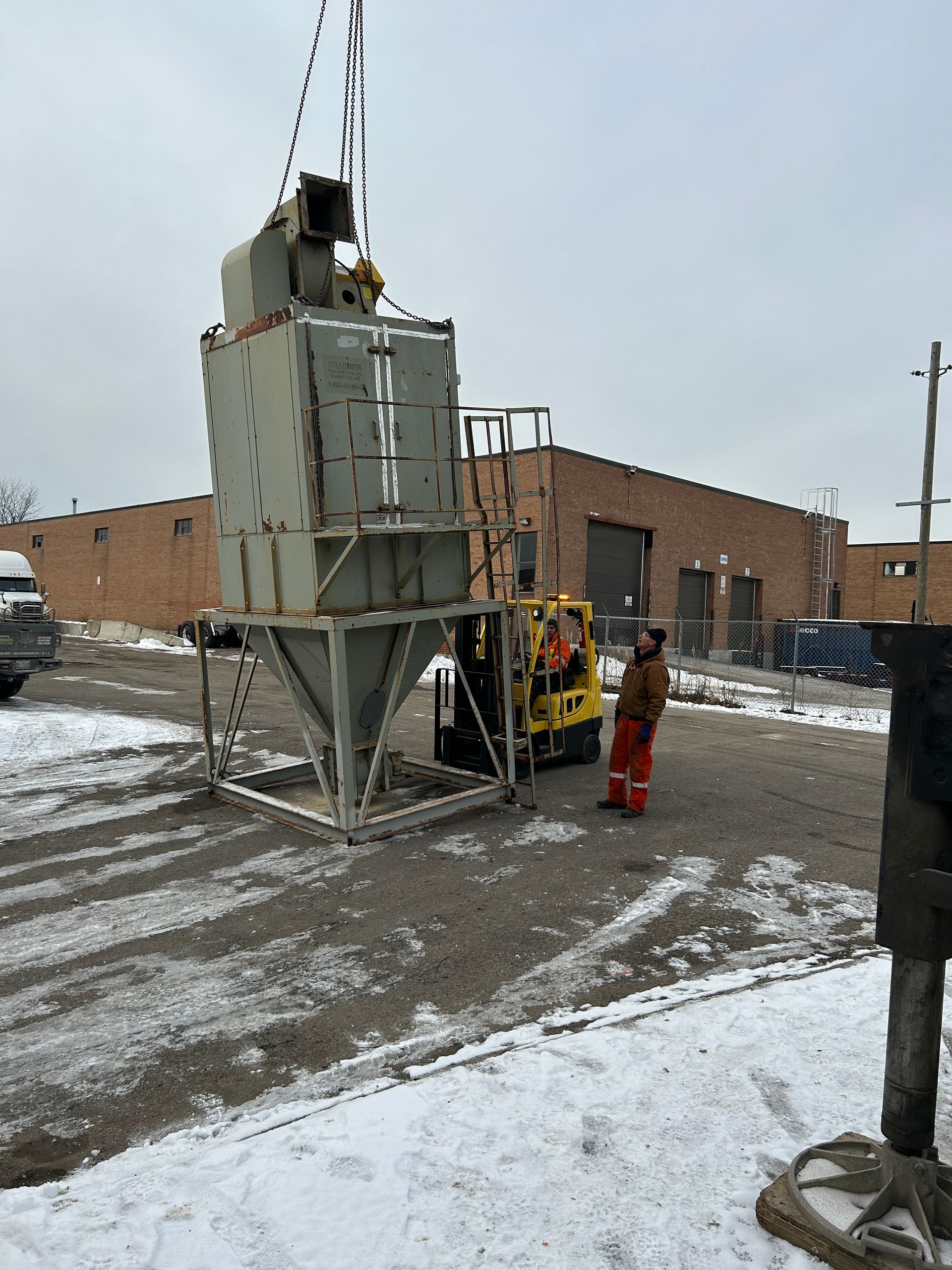 Dust collector filtration equipment Bowmanville | Dust collector welding smoke exhaust Bowmanville