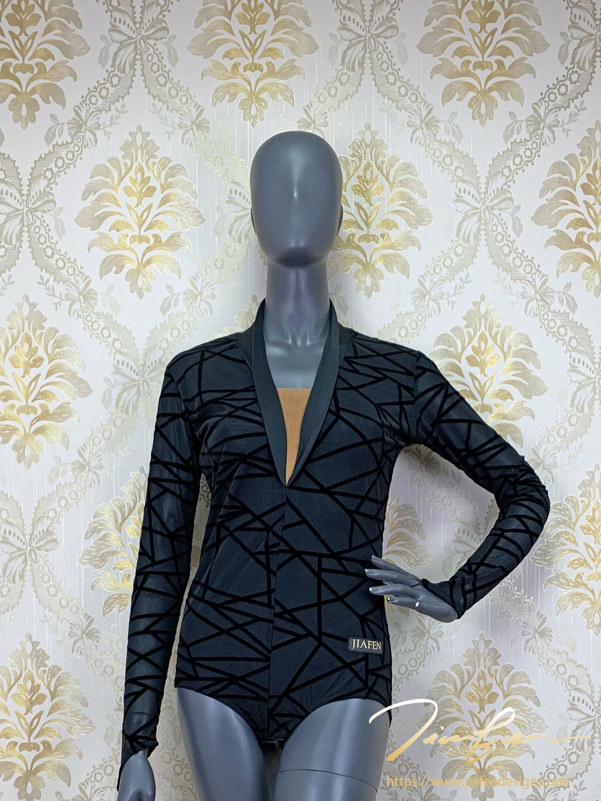 《BY TERRY佳衯自創》幾何紋長袖套指連身上衣