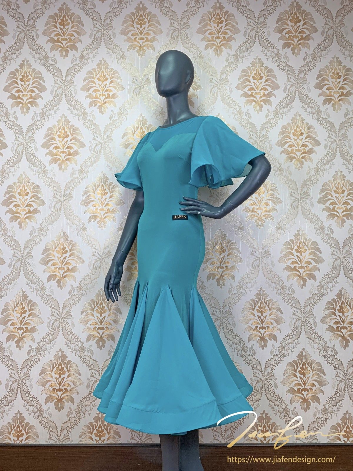 《BY TERRY佳衯自創》荷葉袖包臀連衣裙-2