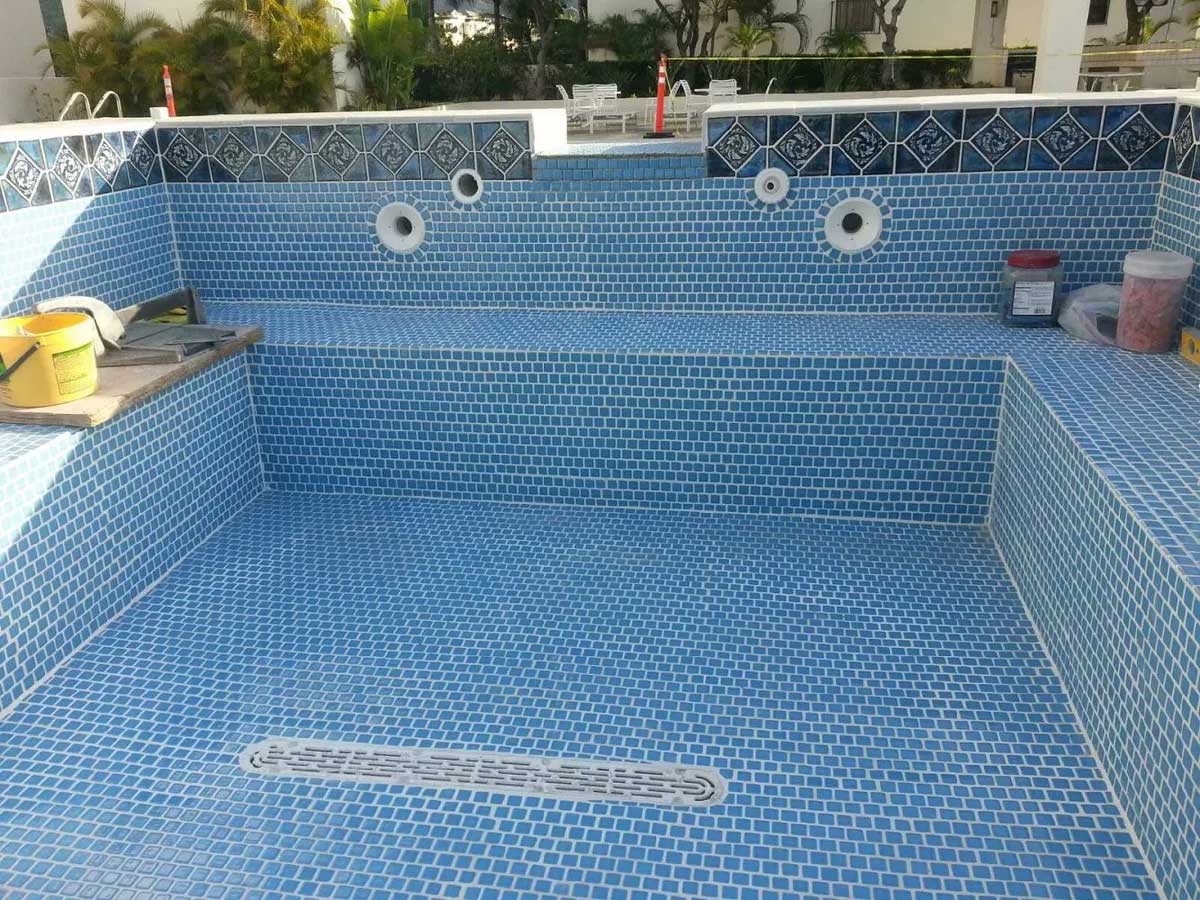 Empty pool — Kailua, HI — Jack's Tile & Stone Inc