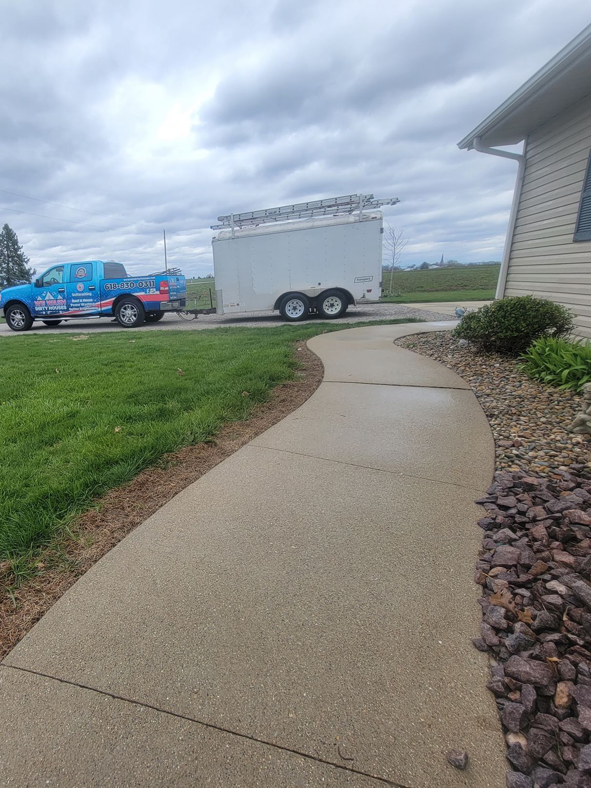 Concrete Pathway – Highland, IL – We Wash Dirty Houses
