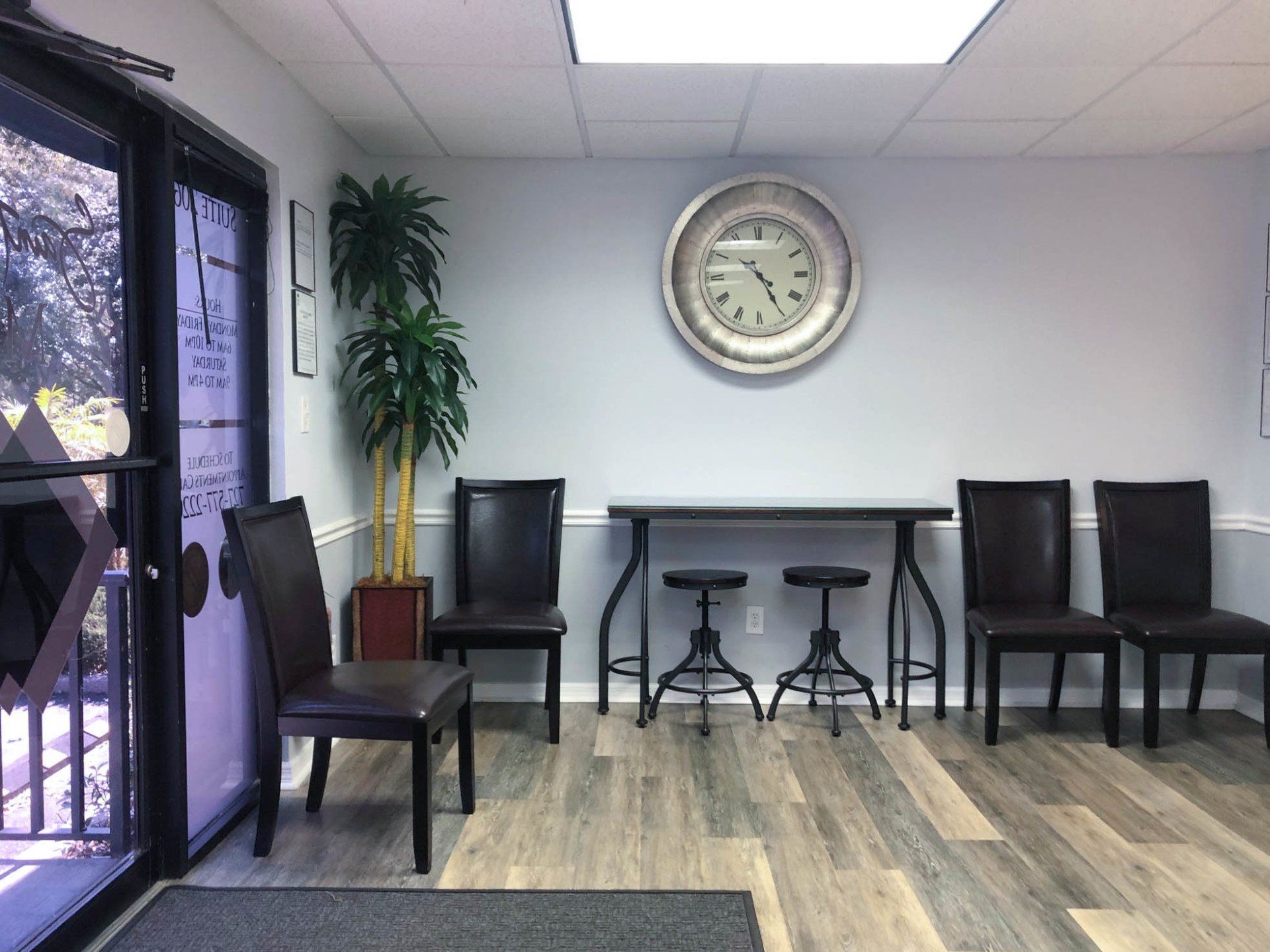 Saint Pete MRI & Sleep Diagnostics Sitting Area