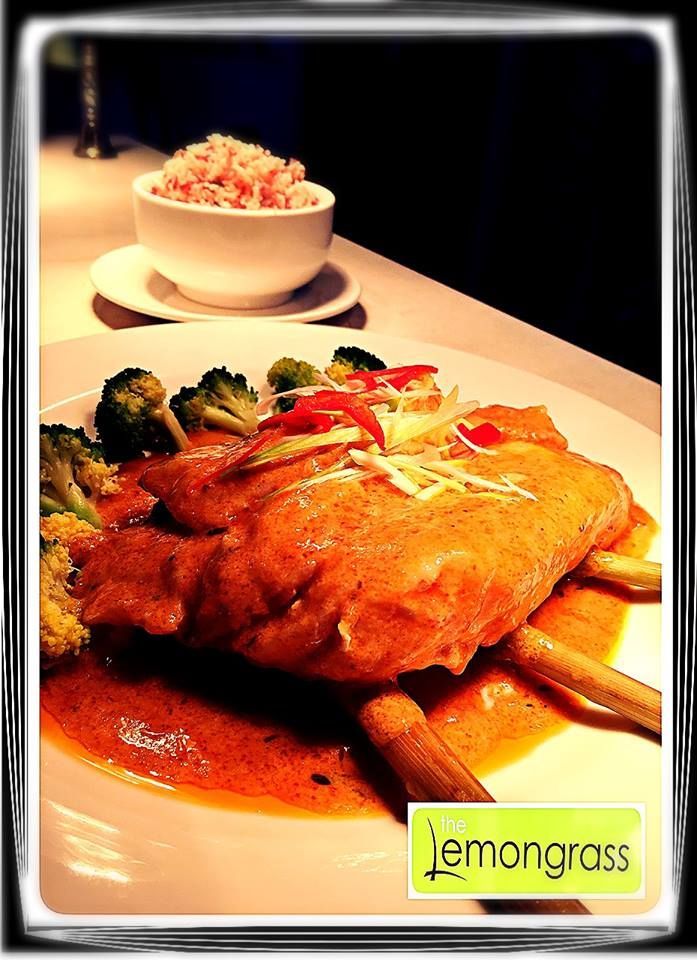 A plate of food with a lemongrass logo on it