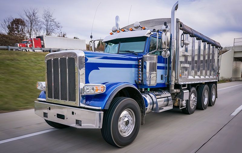 TRANSPORTADORA DE LIQUIDOS Y MATERIALES NAYARITA