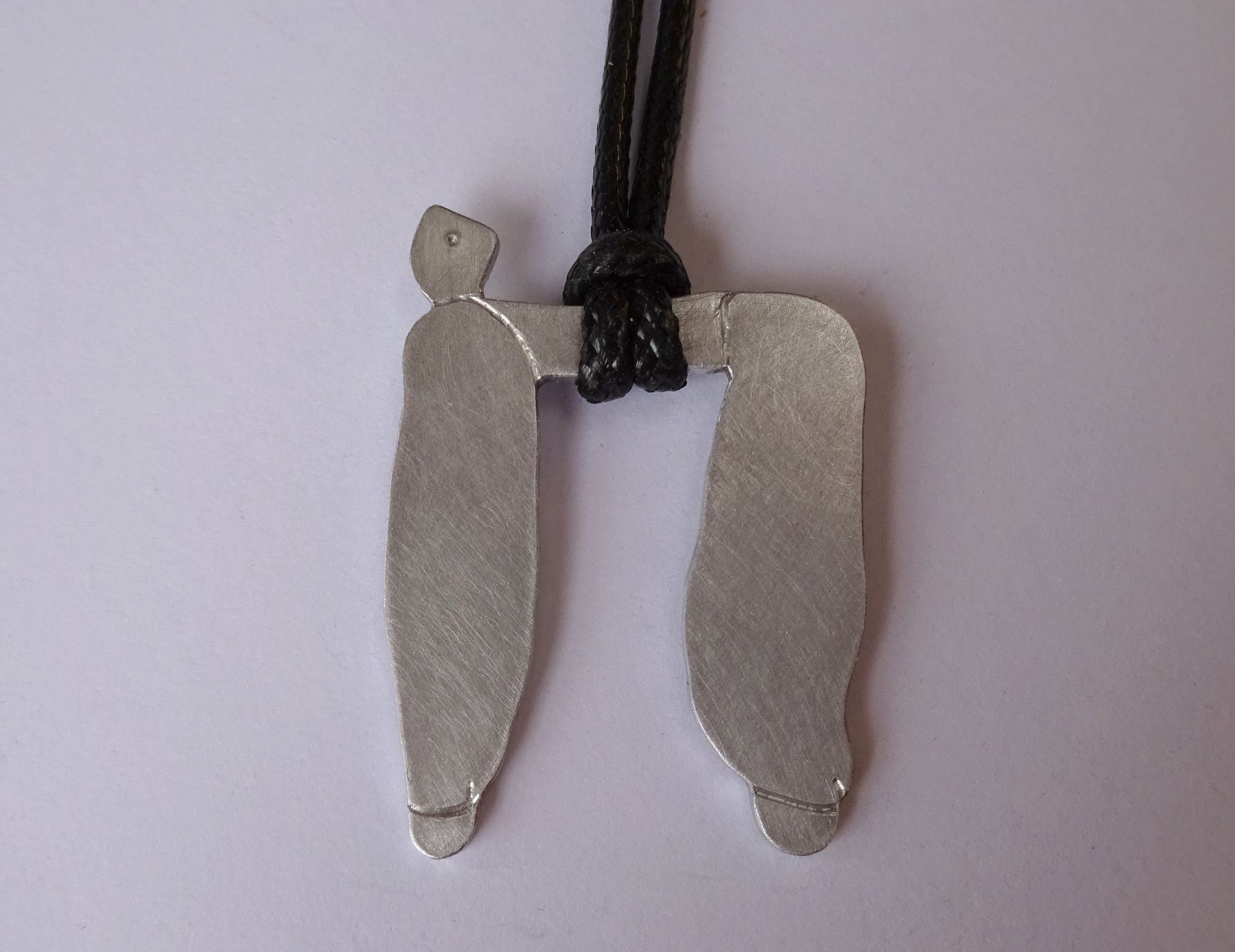 Kinderketting van tekening gorilla.