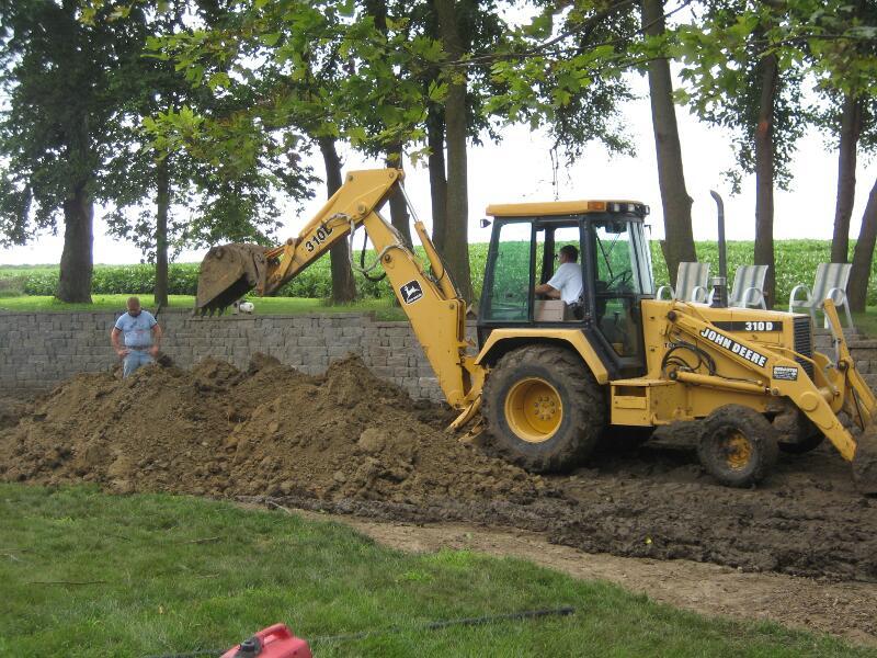 Tractor — Oakland, IA — Mid-America Drilling