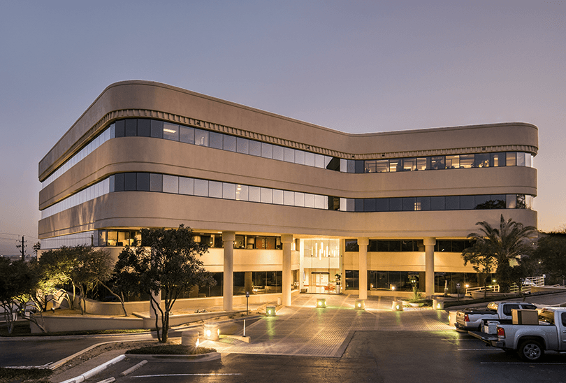 GREYSTONE PLAZA – 7200 N MOPAC