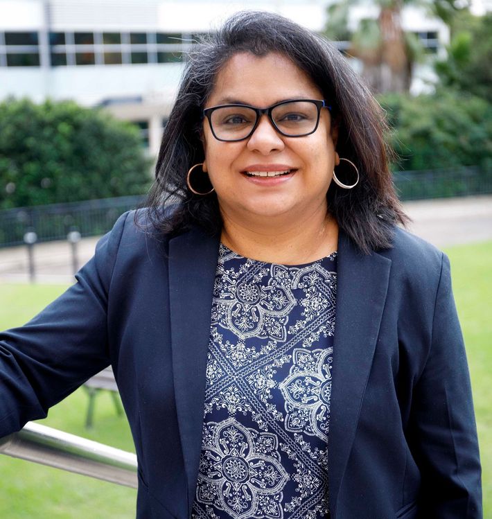 Dr Sandra Krishnan