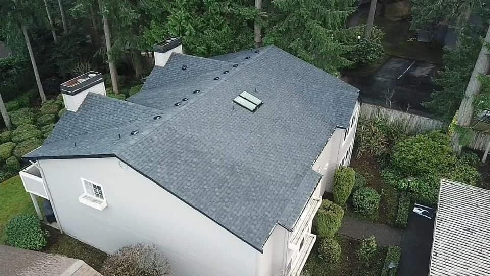 Grey Roof | Olympia, WA | Supreme Roofing LLC