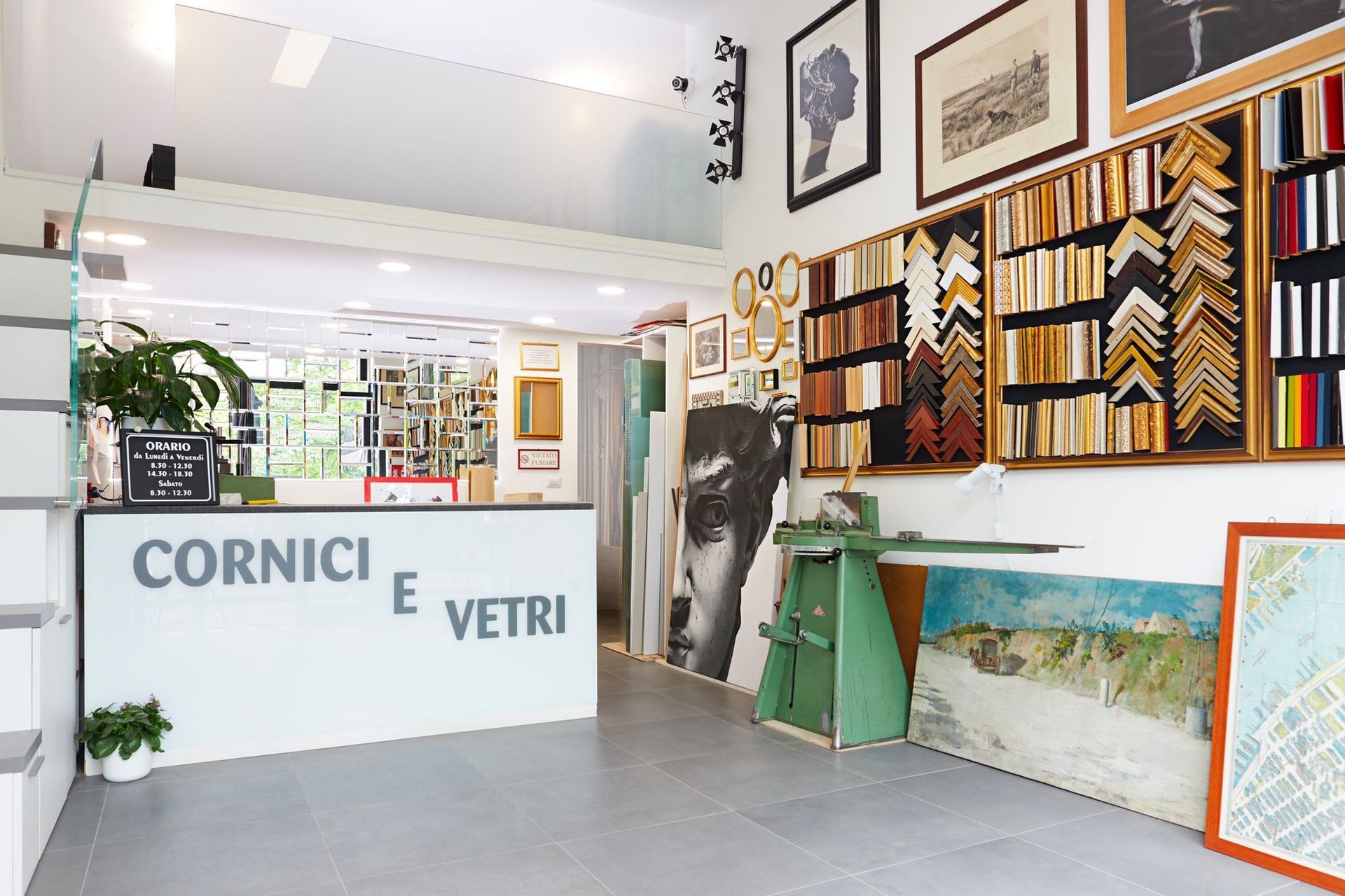 Corniciaio Milano