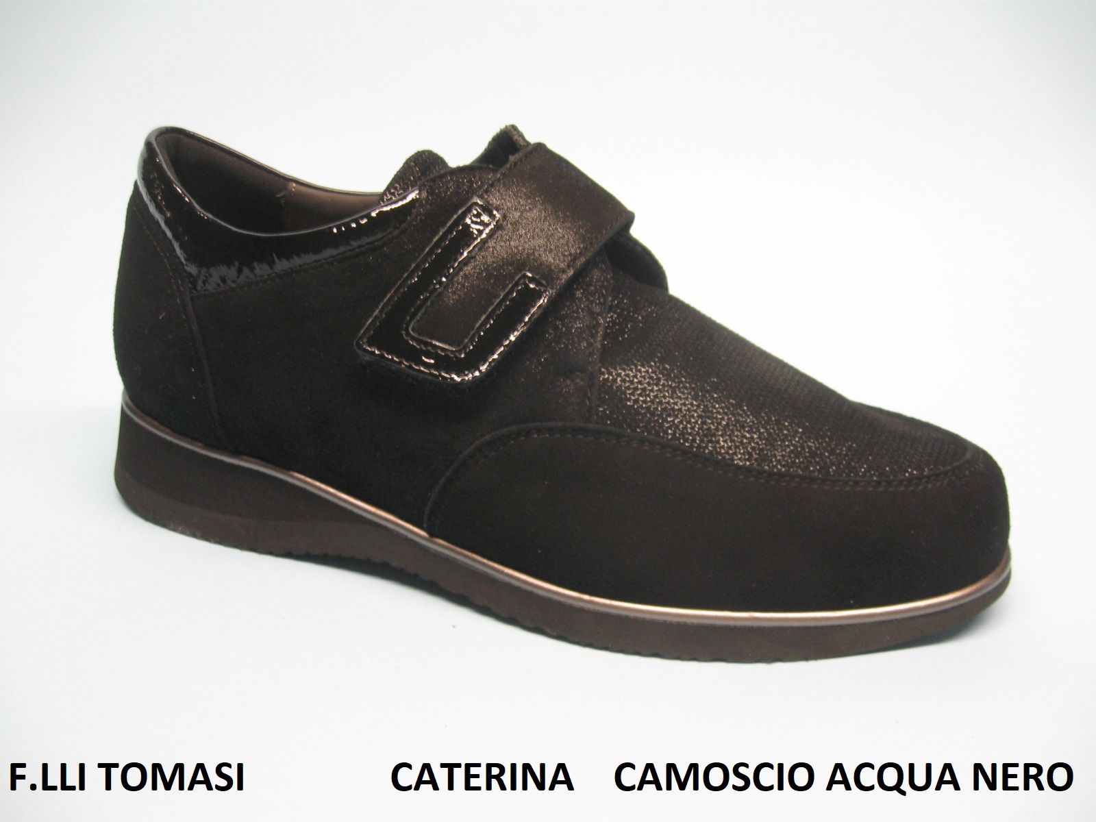 CALZATURIFICIO F.LLI TOMASI SCARPA CON VELCRO INVERNALE PREDISPOSTA PER PLANTARE DONNA MODELLO CATERINA COLORE CAMOSCIO ACQUA NERO
