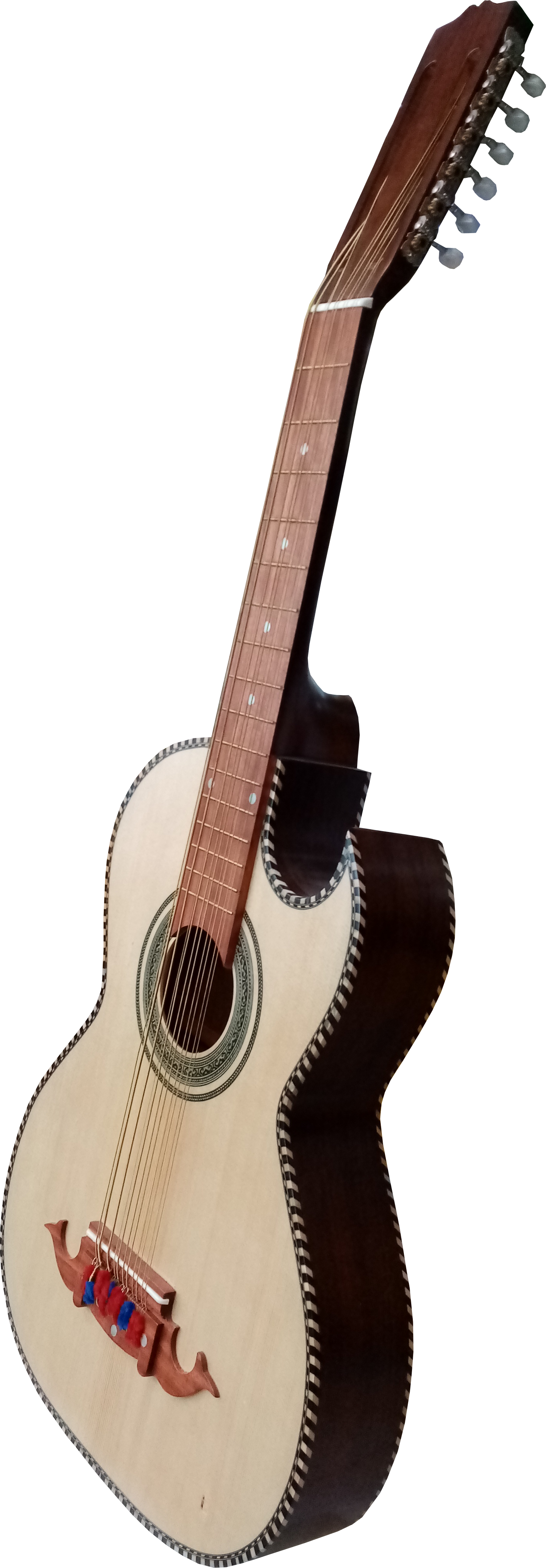 Bajo sexto  acústico de madera clara con aros y fondo de madera oscura, borde decorativo y roseta de boca detallada.