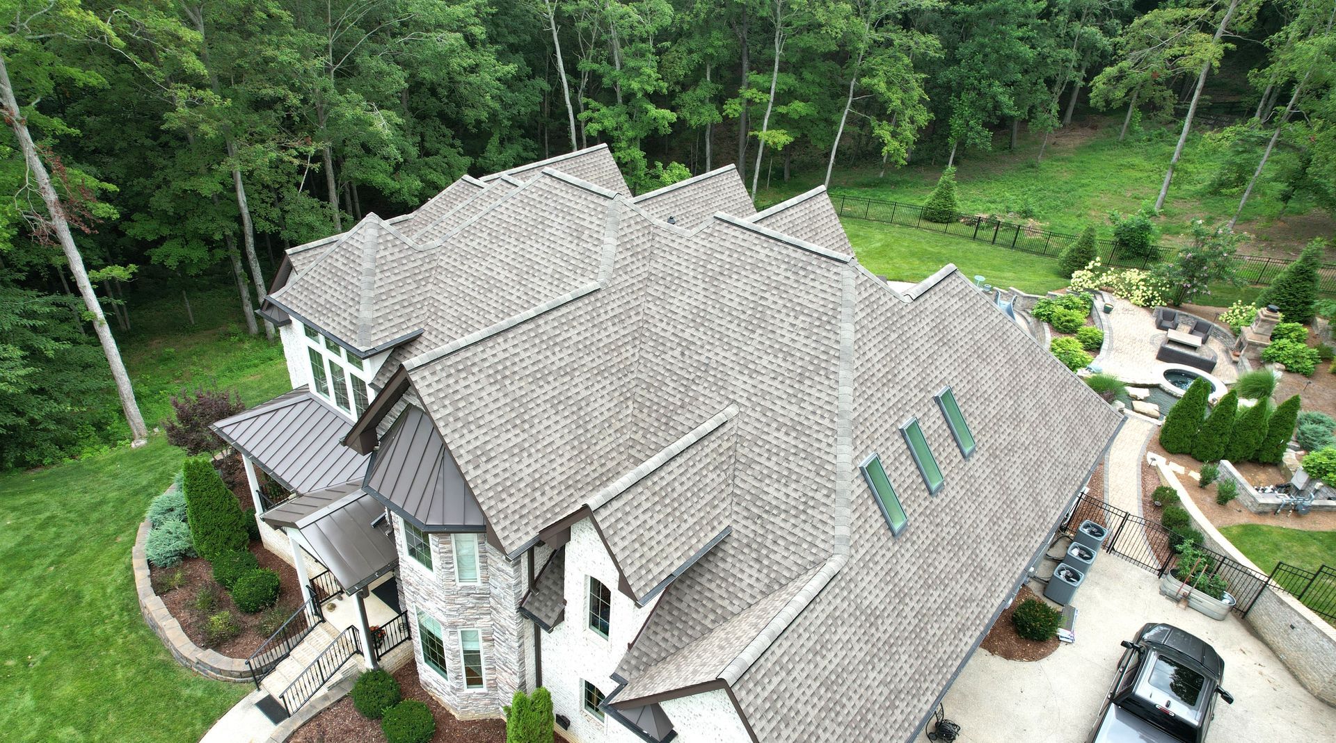 Damaged Roof — Hendersonville, TN — Sumner Roofing & Exteriors